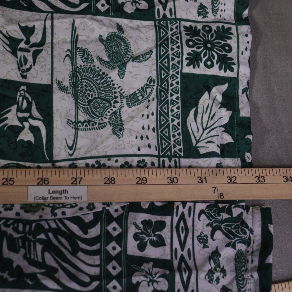 Vintage Hawaiian Shirt Green Turtle Geometric Men 2XL Short Sleeve Button Up - Picture 8 of 8